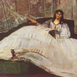 Lady with fan